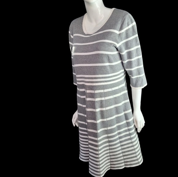 Lane Bryant Grey and White Striped Womens Sweater Dress Mid Sleeve Size 18/20 - Picture 2 of 15